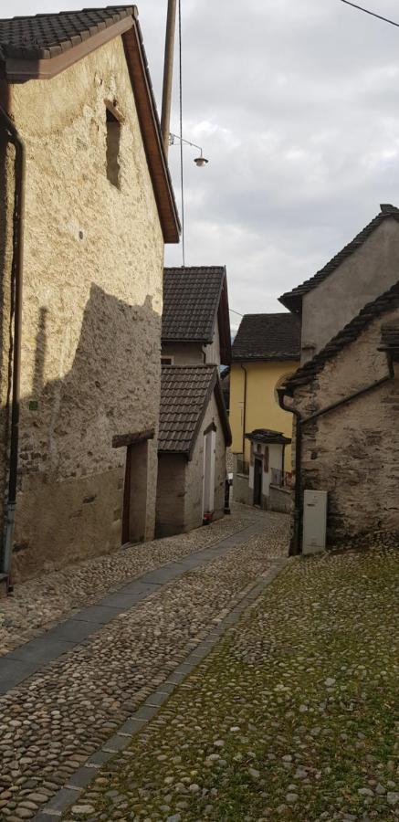 Appartamento Di Vacanza Casa Leoni Verscio Exterior foto